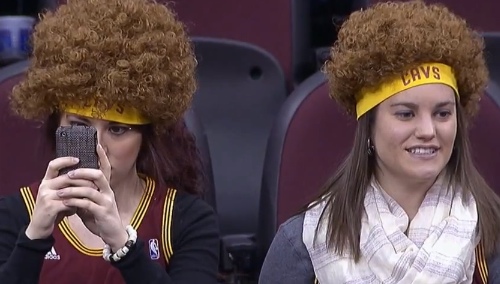 anderson-varejao-wig-night.jpeg